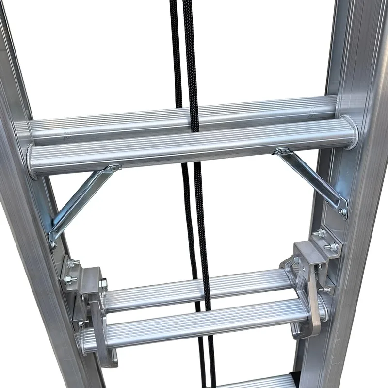 Aluminum Extension Ladder - Image 2 Aluminum Extension Ladder - Image 2